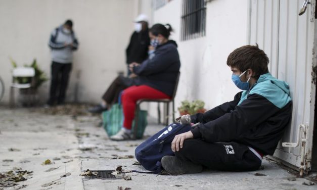 Pobreza extrema al alza, otro problema